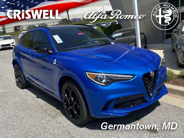 2023 Alfa Romeo Stelvio Quadrifoglio