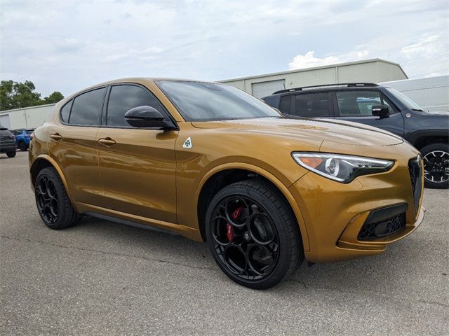 2023 Alfa Romeo Stelvio Quadrifoglio