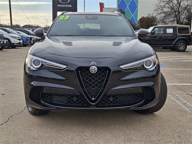 2023 Alfa Romeo Stelvio Quadrifoglio