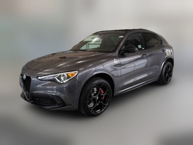 2023 Alfa Romeo Stelvio Quadrifoglio