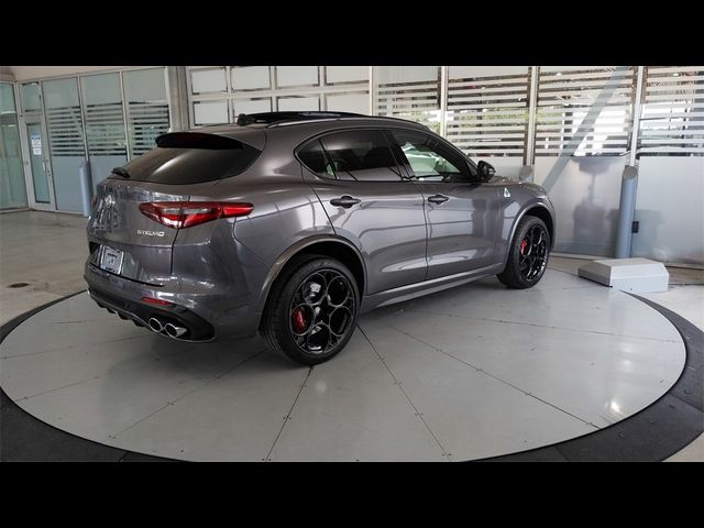 2023 Alfa Romeo Stelvio Quadrifoglio