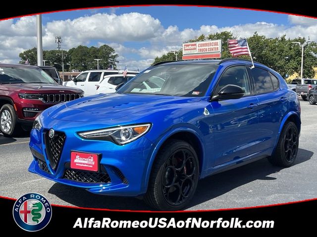 2023 Alfa Romeo Stelvio Quadrifoglio