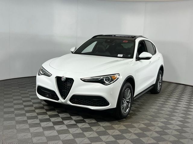 2023 Alfa Romeo Stelvio Sprint