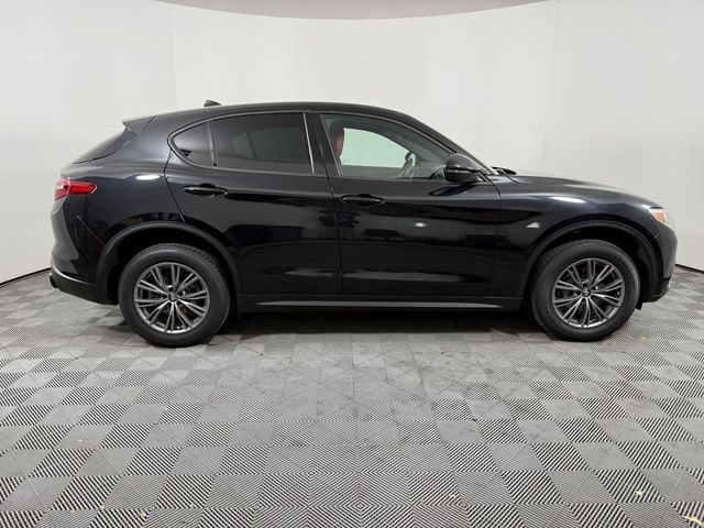 2023 Alfa Romeo Stelvio Sprint