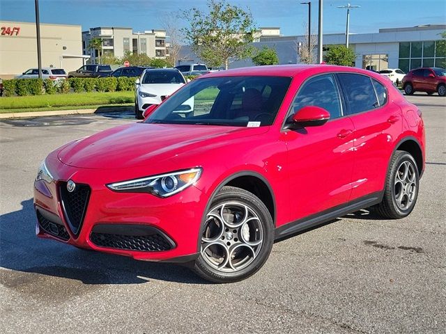 2023 Alfa Romeo Stelvio Sprint