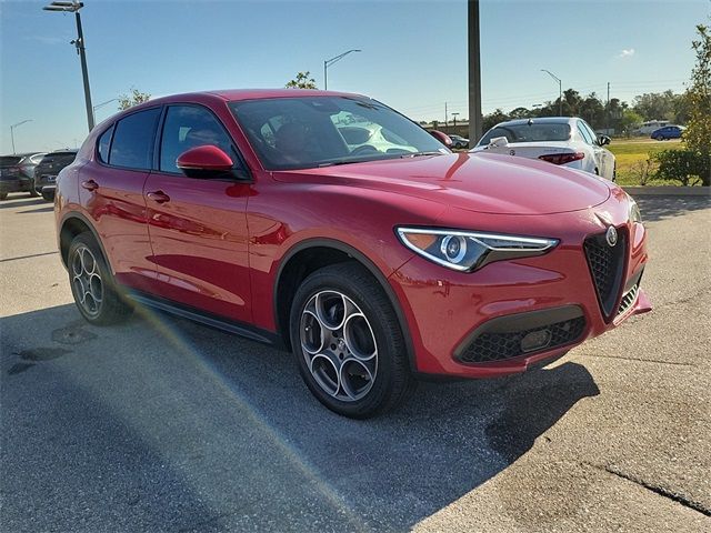 2023 Alfa Romeo Stelvio Sprint