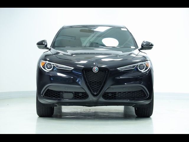 2023 Alfa Romeo Stelvio Sprint