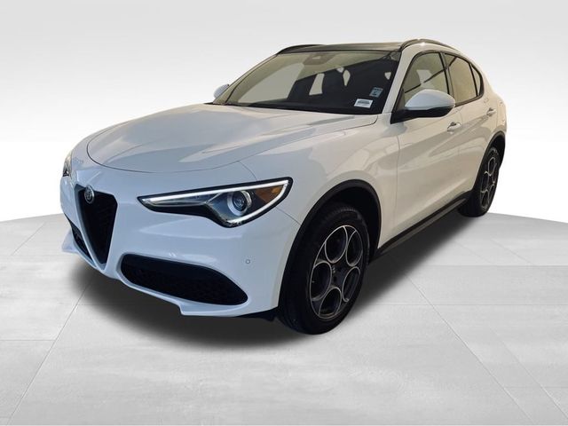 2023 Alfa Romeo Stelvio Sprint