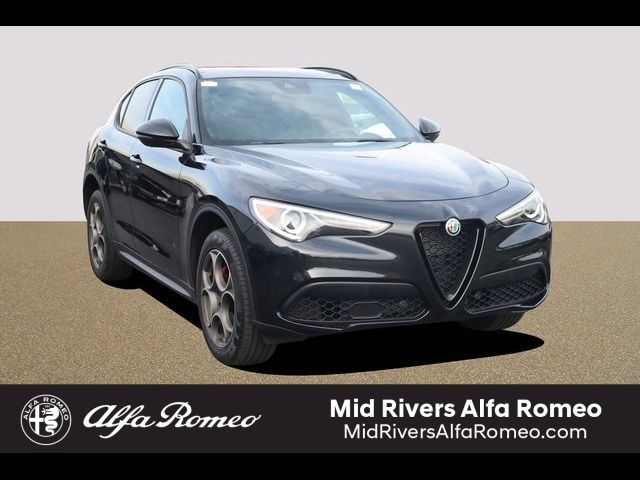 2023 Alfa Romeo Stelvio Sprint