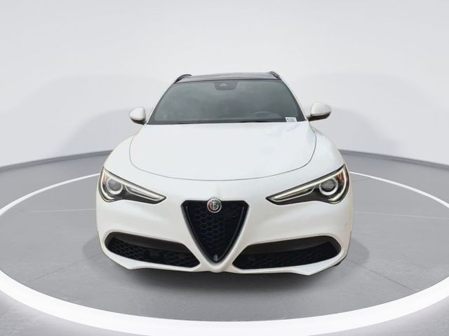 2023 Alfa Romeo Stelvio Sprint
