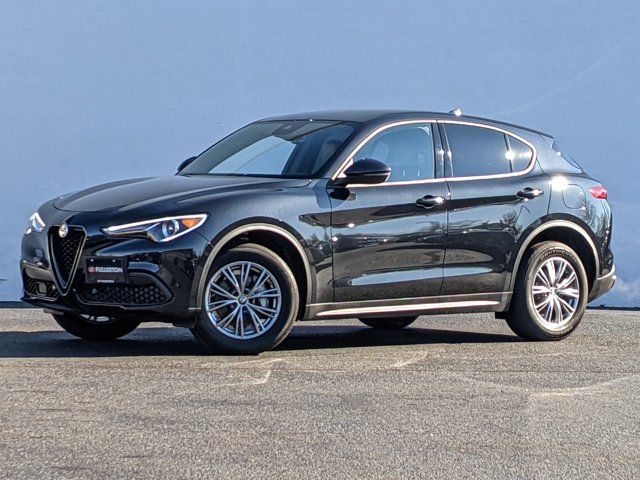 2023 Alfa Romeo Stelvio Sprint