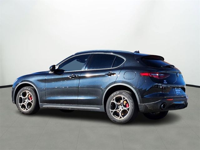 2023 Alfa Romeo Stelvio Sprint