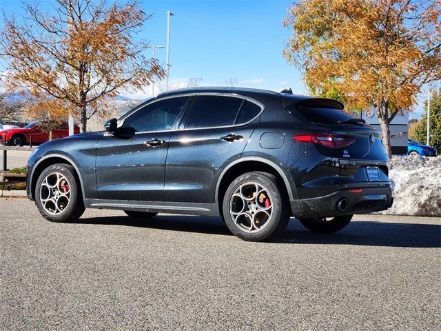 2023 Alfa Romeo Stelvio Sprint