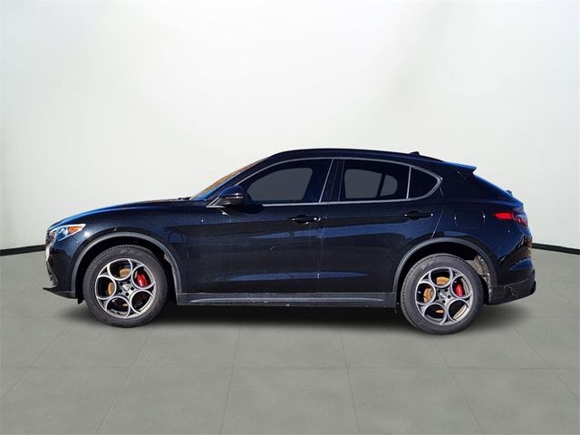 2023 Alfa Romeo Stelvio Sprint