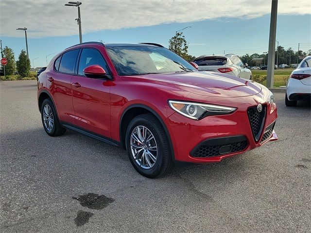 2023 Alfa Romeo Stelvio Sprint