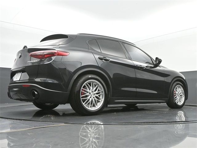 2023 Alfa Romeo Stelvio Sprint