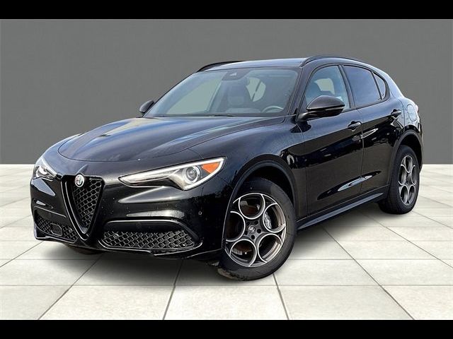 2023 Alfa Romeo Stelvio Sprint