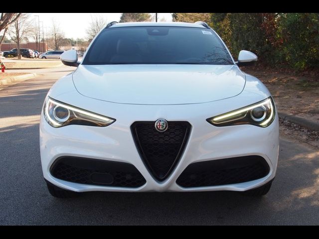 2023 Alfa Romeo Stelvio Sprint