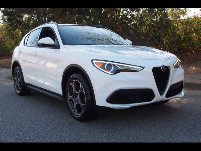 2023 Alfa Romeo Stelvio Sprint