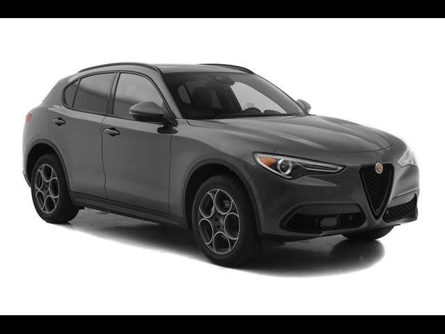 2023 Alfa Romeo Stelvio Sprint