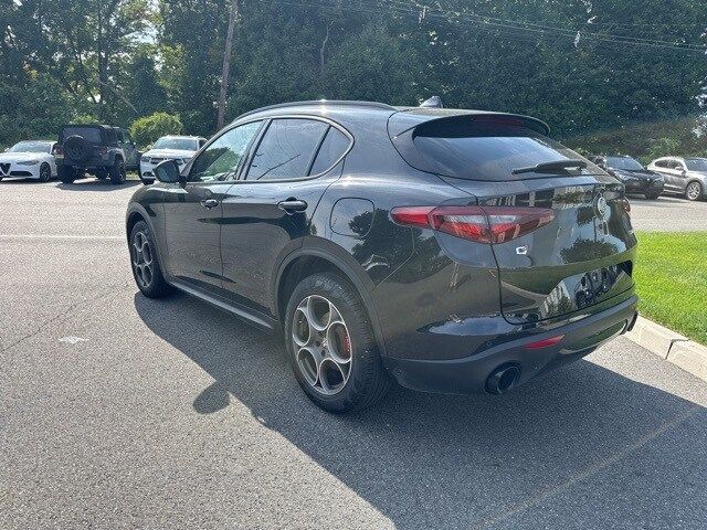 2023 Alfa Romeo Stelvio Sprint