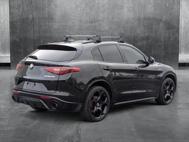 2023 Alfa Romeo Stelvio Veloce