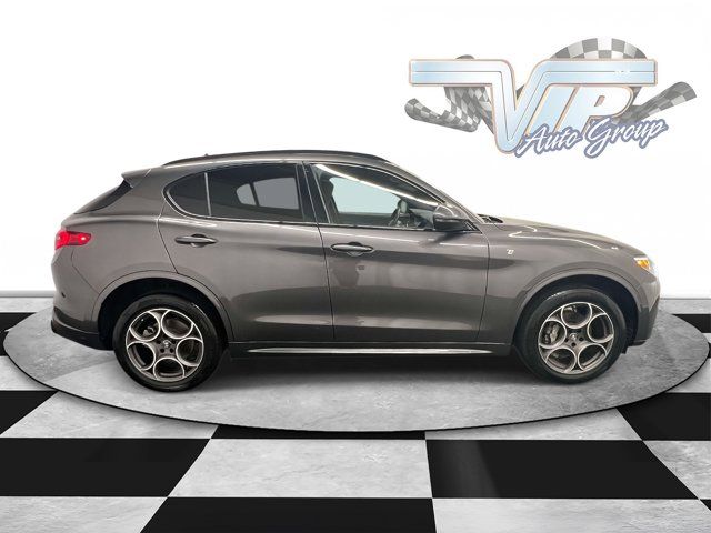 2023 Alfa Romeo Stelvio Ti