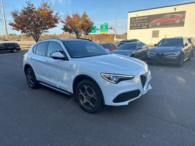 2023 Alfa Romeo Stelvio Ti