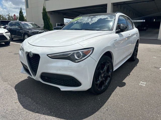 2023 Alfa Romeo Stelvio Veloce