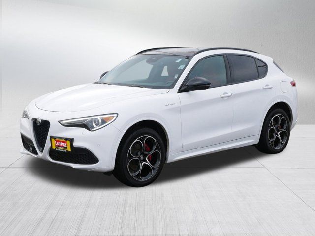 2023 Alfa Romeo Stelvio Veloce