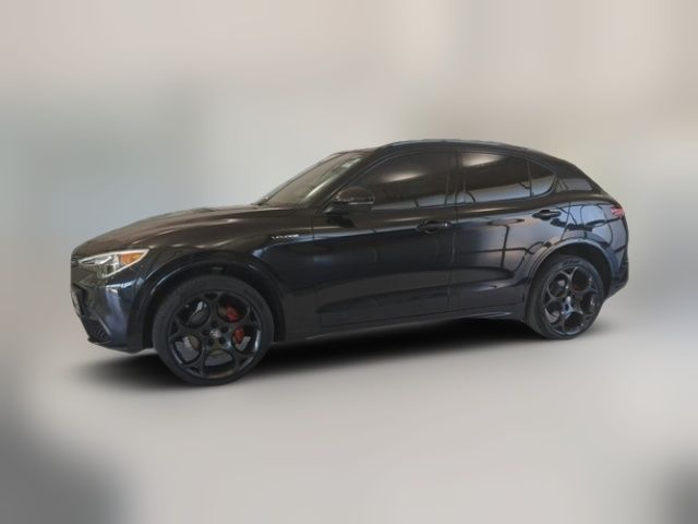 2023 Alfa Romeo Stelvio Veloce