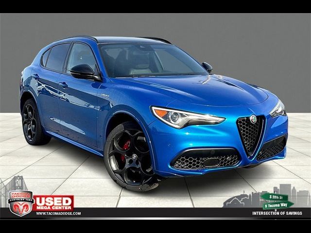 2023 Alfa Romeo Stelvio Veloce