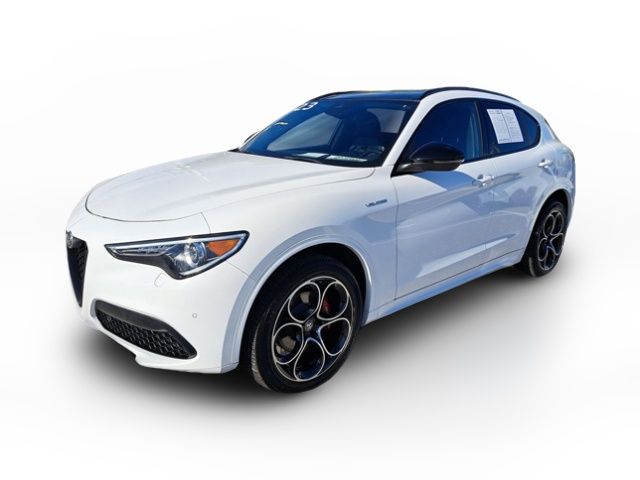 2023 Alfa Romeo Stelvio Veloce