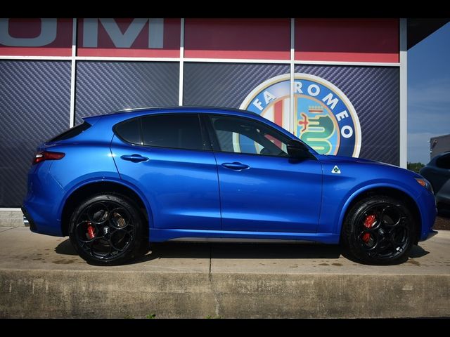 2023 Alfa Romeo Stelvio Quadrifoglio