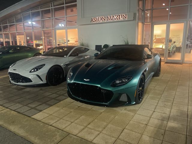 2023 Aston Martin DBS Base