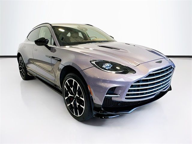 2023 Aston Martin DBX 707