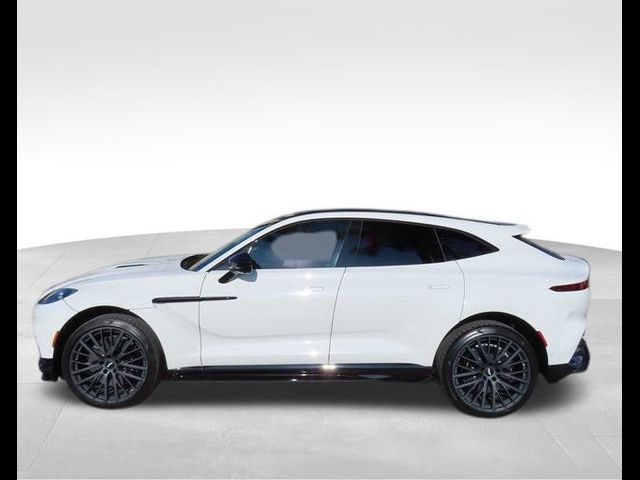 2023 Aston Martin DBX 707