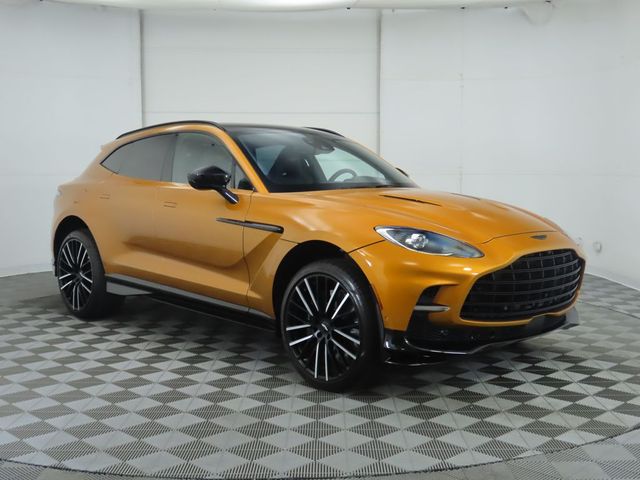 2023 Aston Martin DBX 707