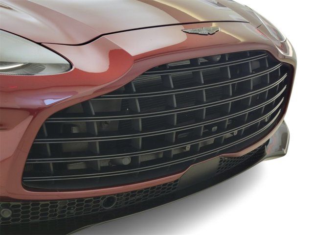 2023 Aston Martin DBX 707