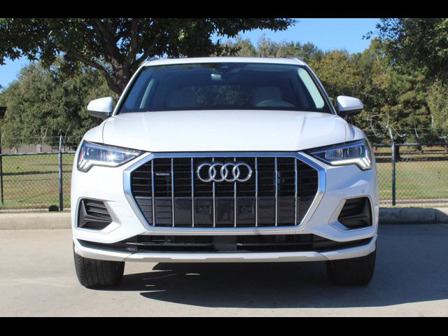 2023 Audi Q3 Premium