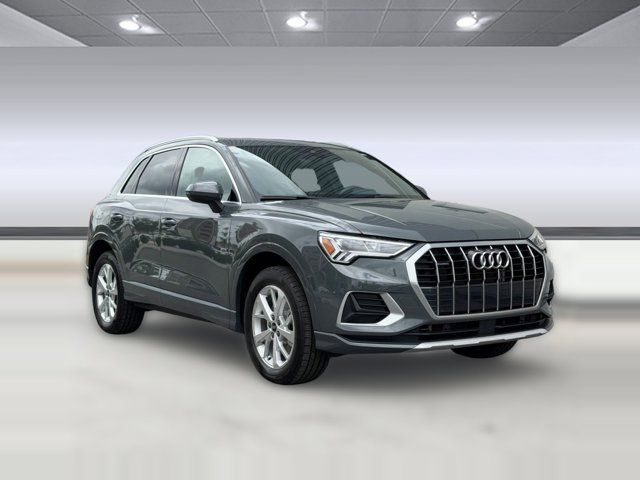 2023 Audi Q3 Premium