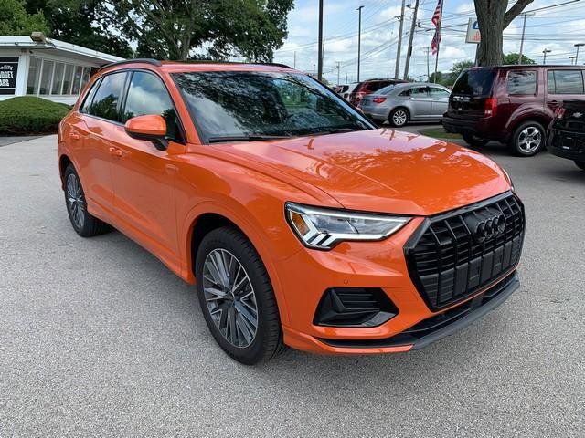 2023 Audi Q3 Premium