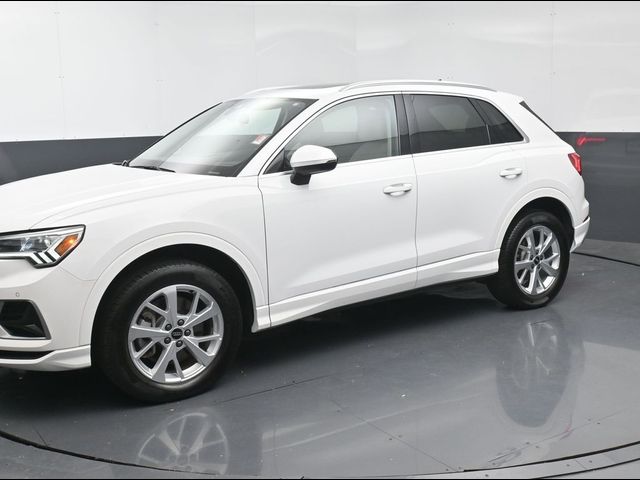 2023 Audi Q3 Premium