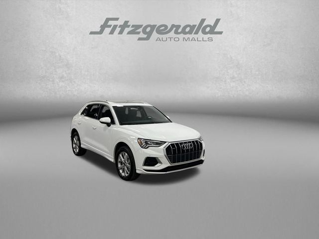 2023 Audi Q3 Premium