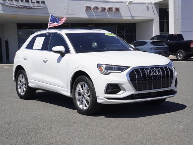 2023 Audi Q3 Premium