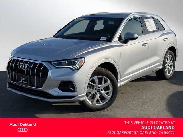 2023 Audi Q3 Premium