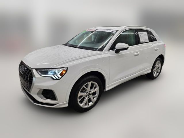2023 Audi Q3 Premium