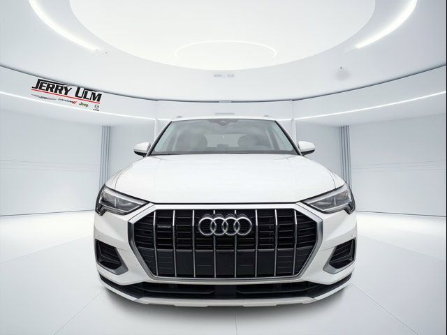 2023 Audi Q3 Premium