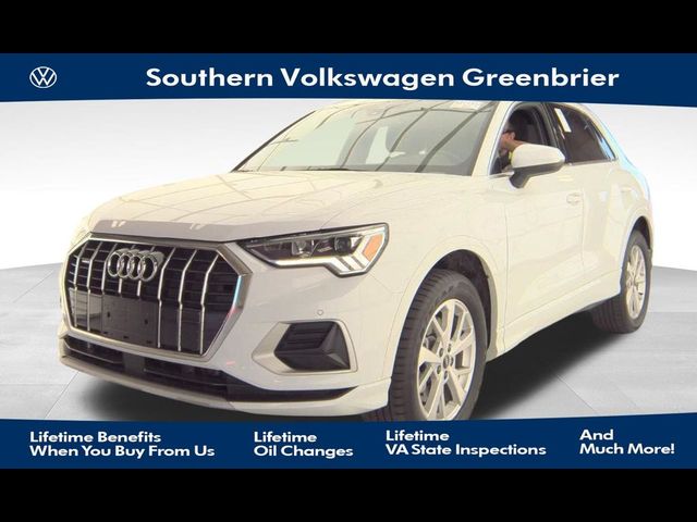 2023 Audi Q3 Premium