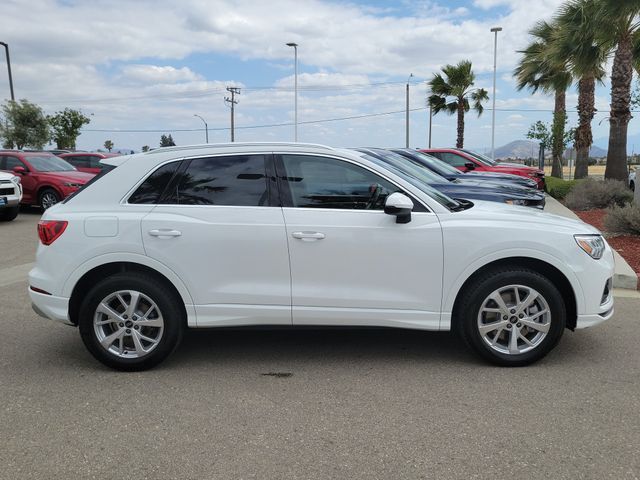 2023 Audi Q3 Premium